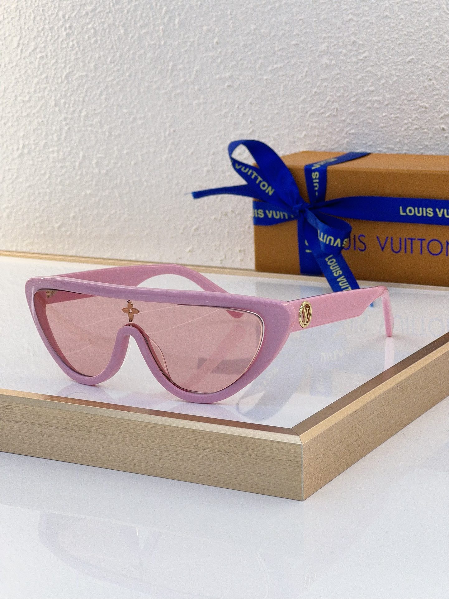 Louis Vuitton LV Sunglasses
