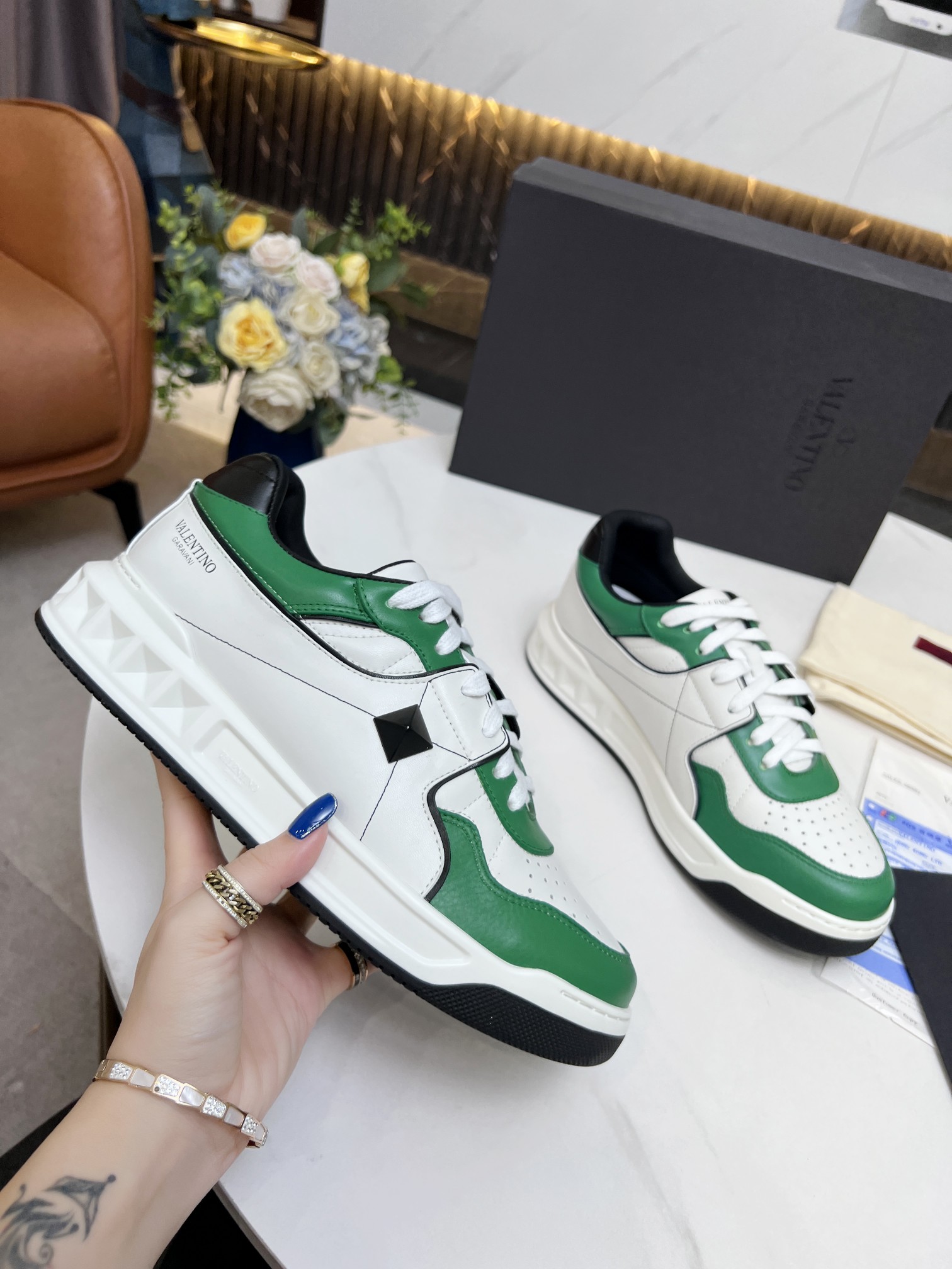 Valentino shoes (35-45) V003
