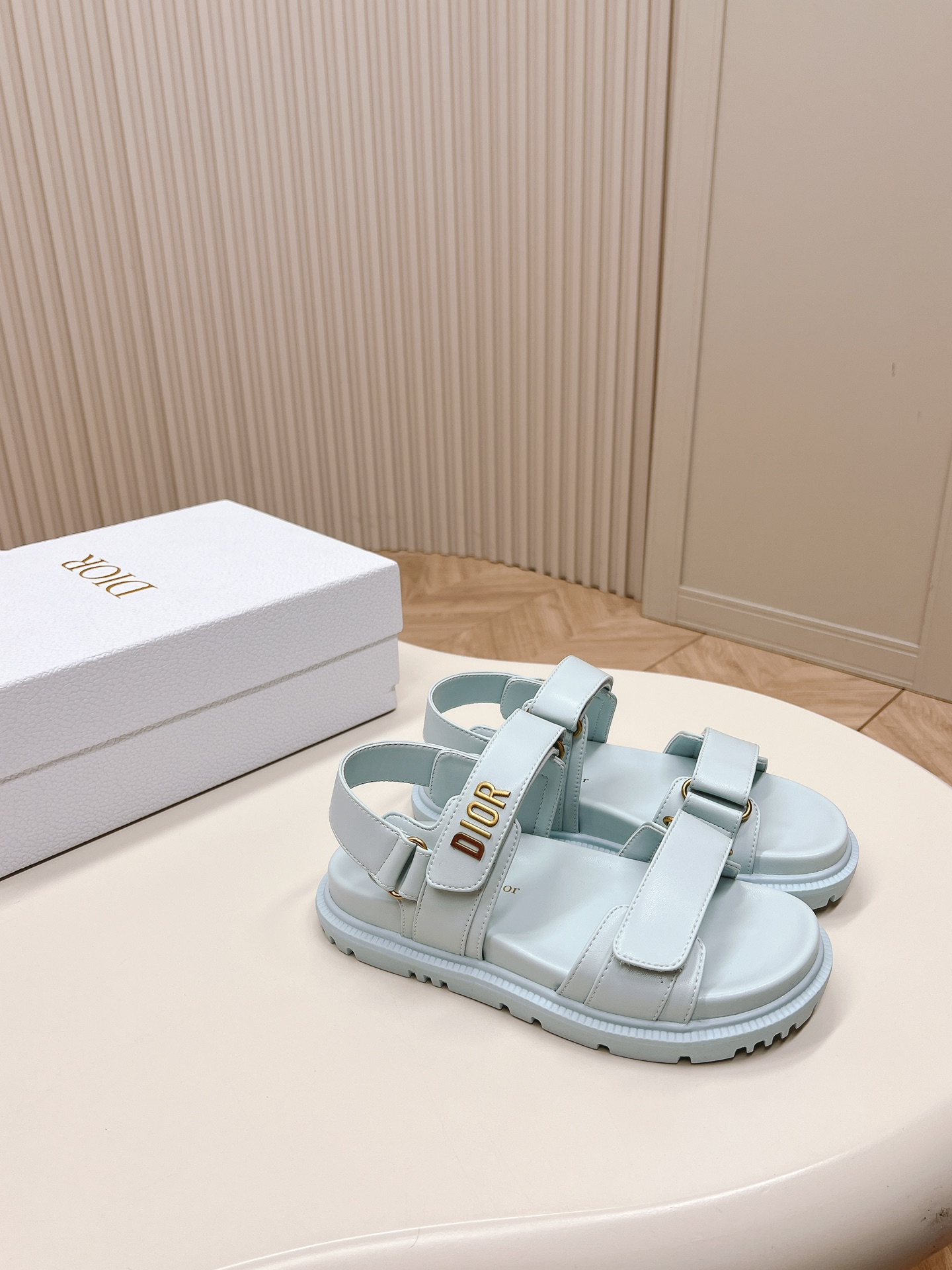 Dior shoes 044 HL052