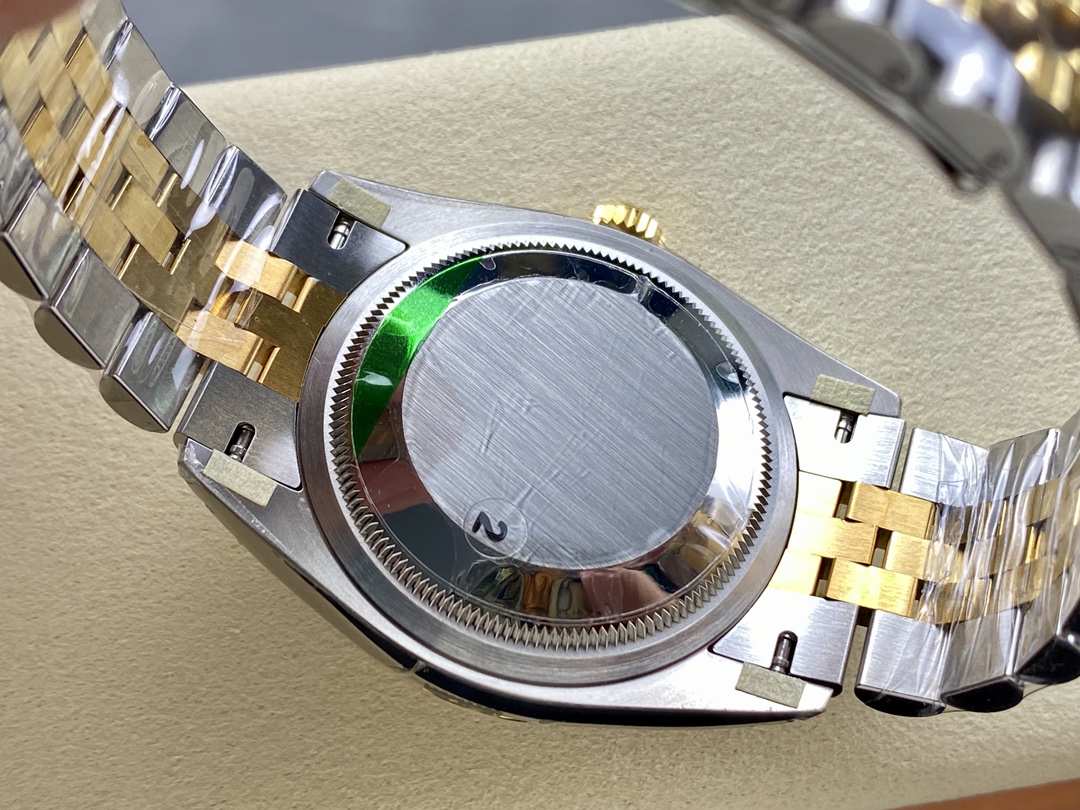 Rolex Datejust 126283RBR 0031 Champagne Fluted Motif 36mm Dial