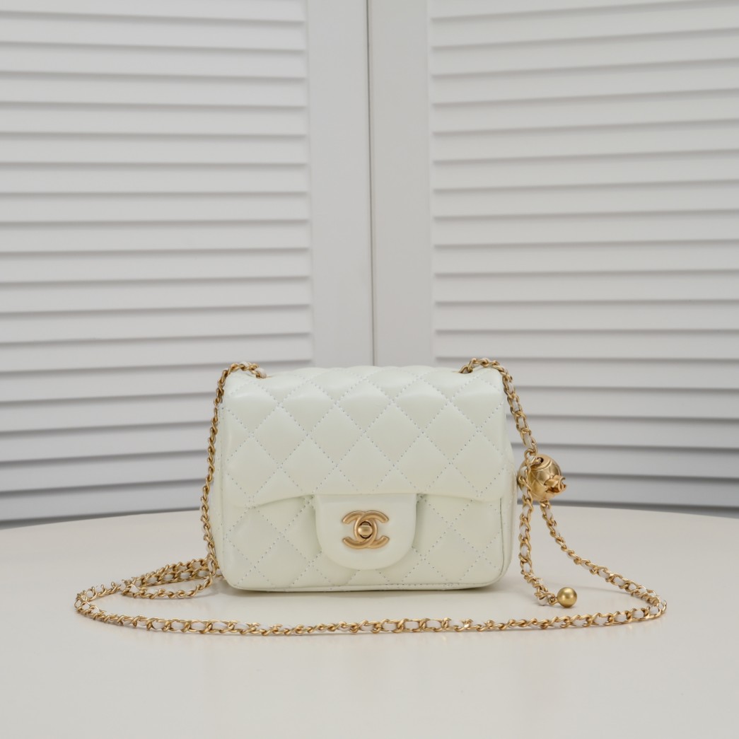 Chanel Cross Body Metal Ball Chain Shoulder Bag Handbag
