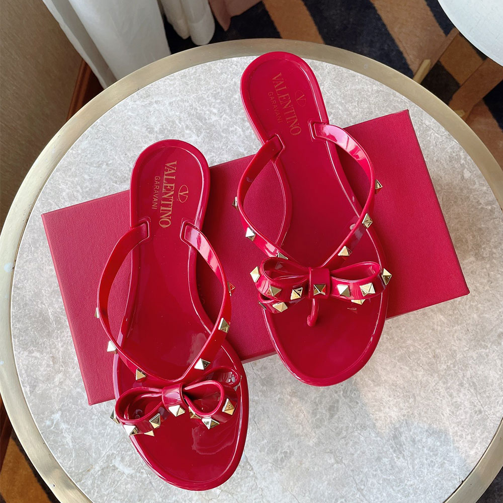 Valentino Rockstud Casual Flip flops Slide Sandal (Replica)