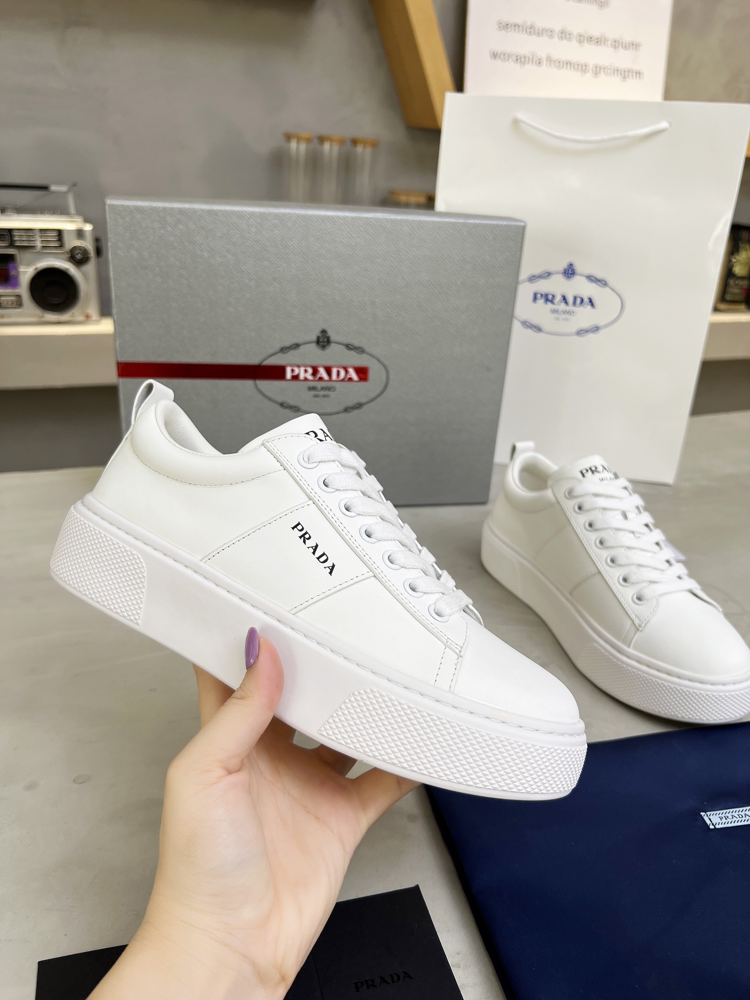 Prada 014 Casual shoes XM092