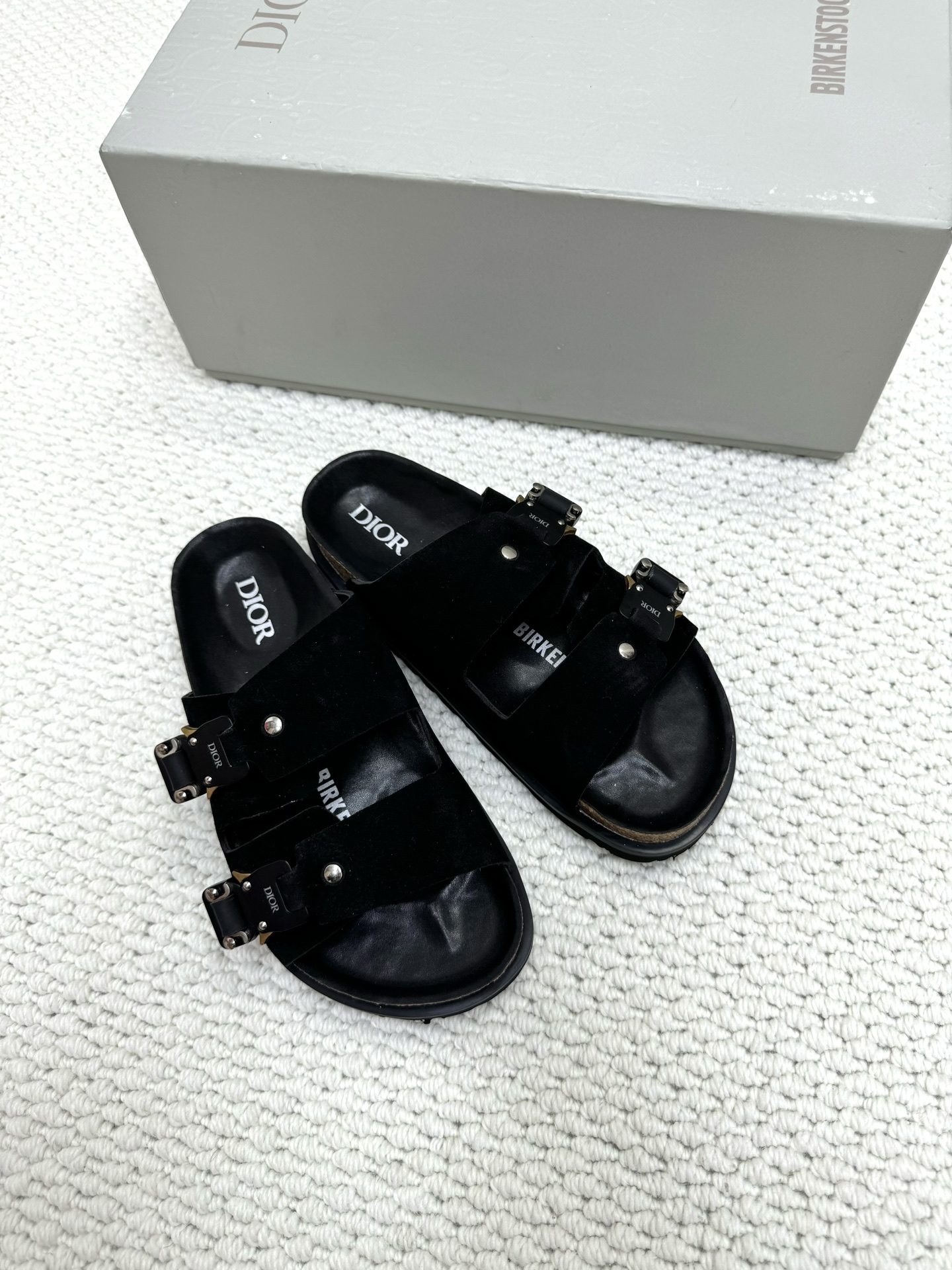 Dior Shoes Latest couple slippers