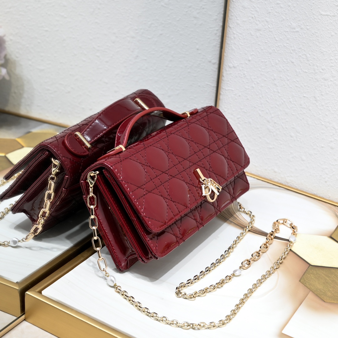 Miss Dior Mini Bag Red patent leather CD2023 XB071 21cm