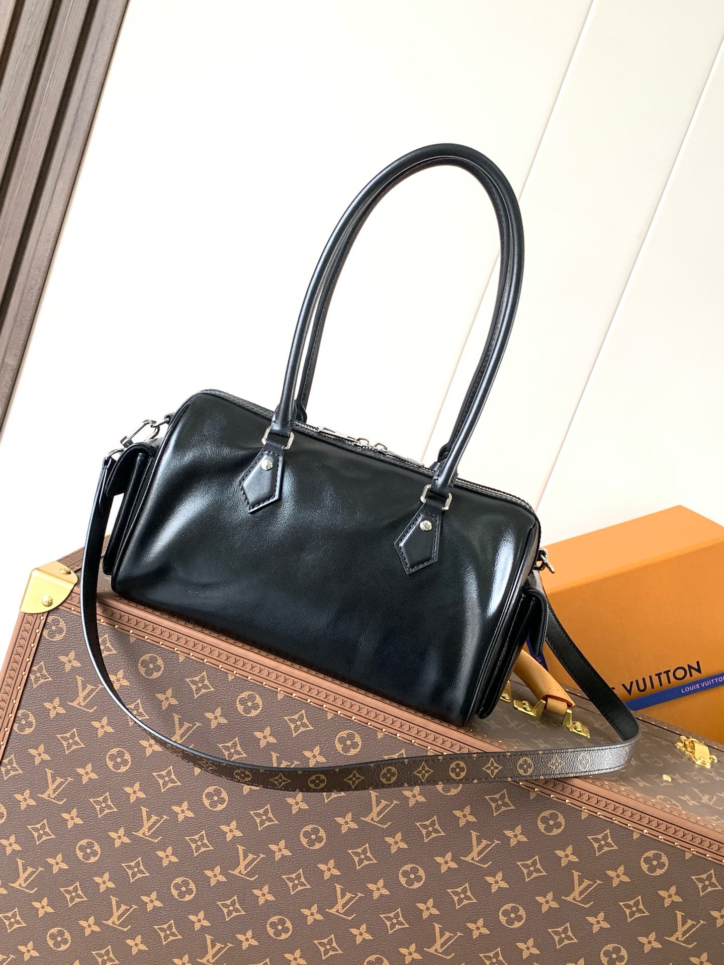 Louis Vuitton Speedy Cargo Vibe Handbag