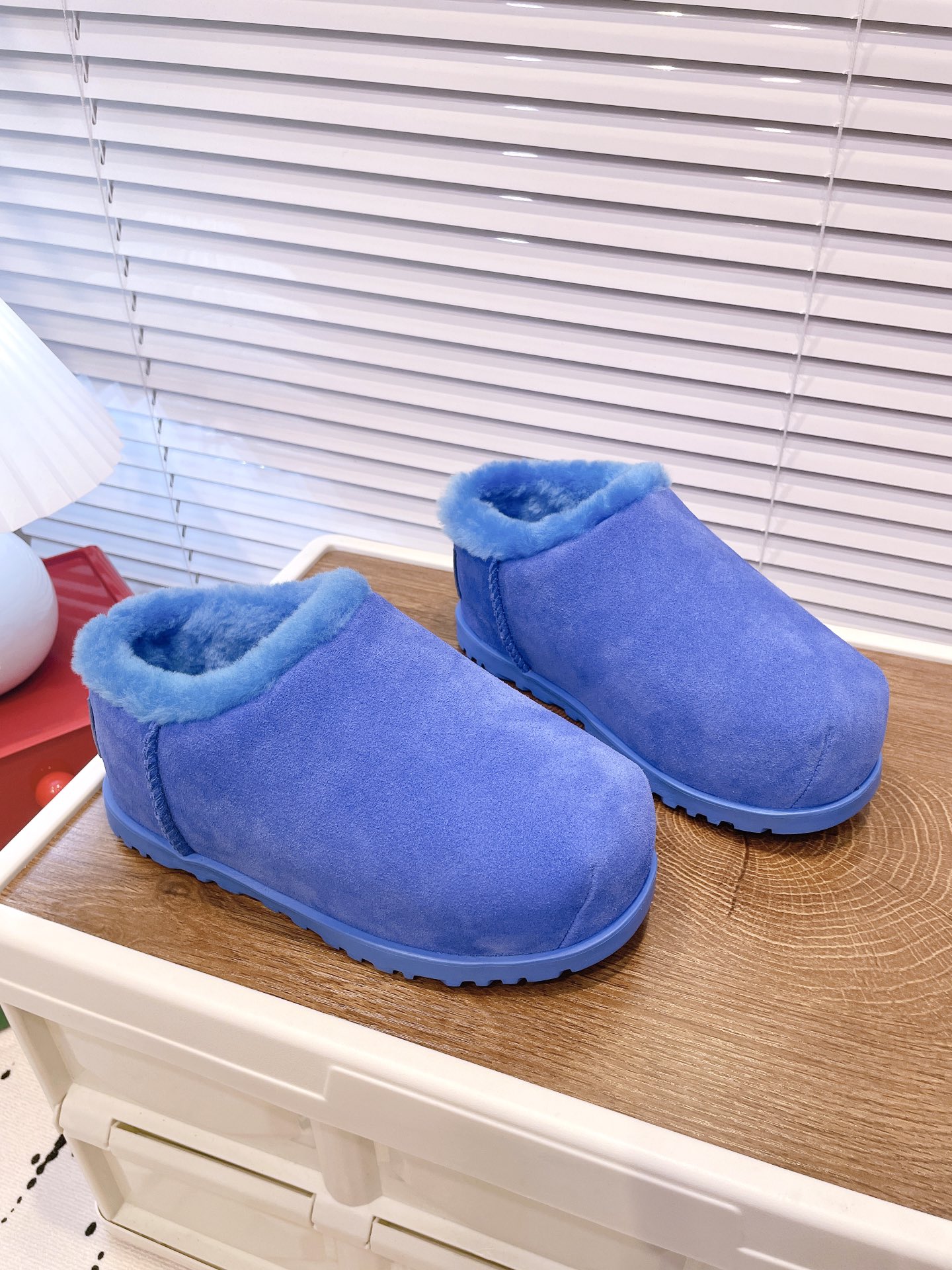 UGG shoes 033 BY012