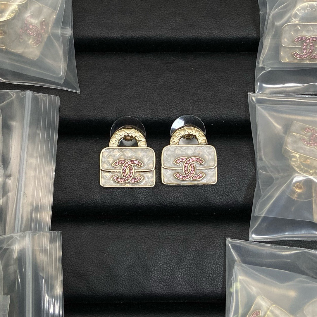 Chanel Earring 071