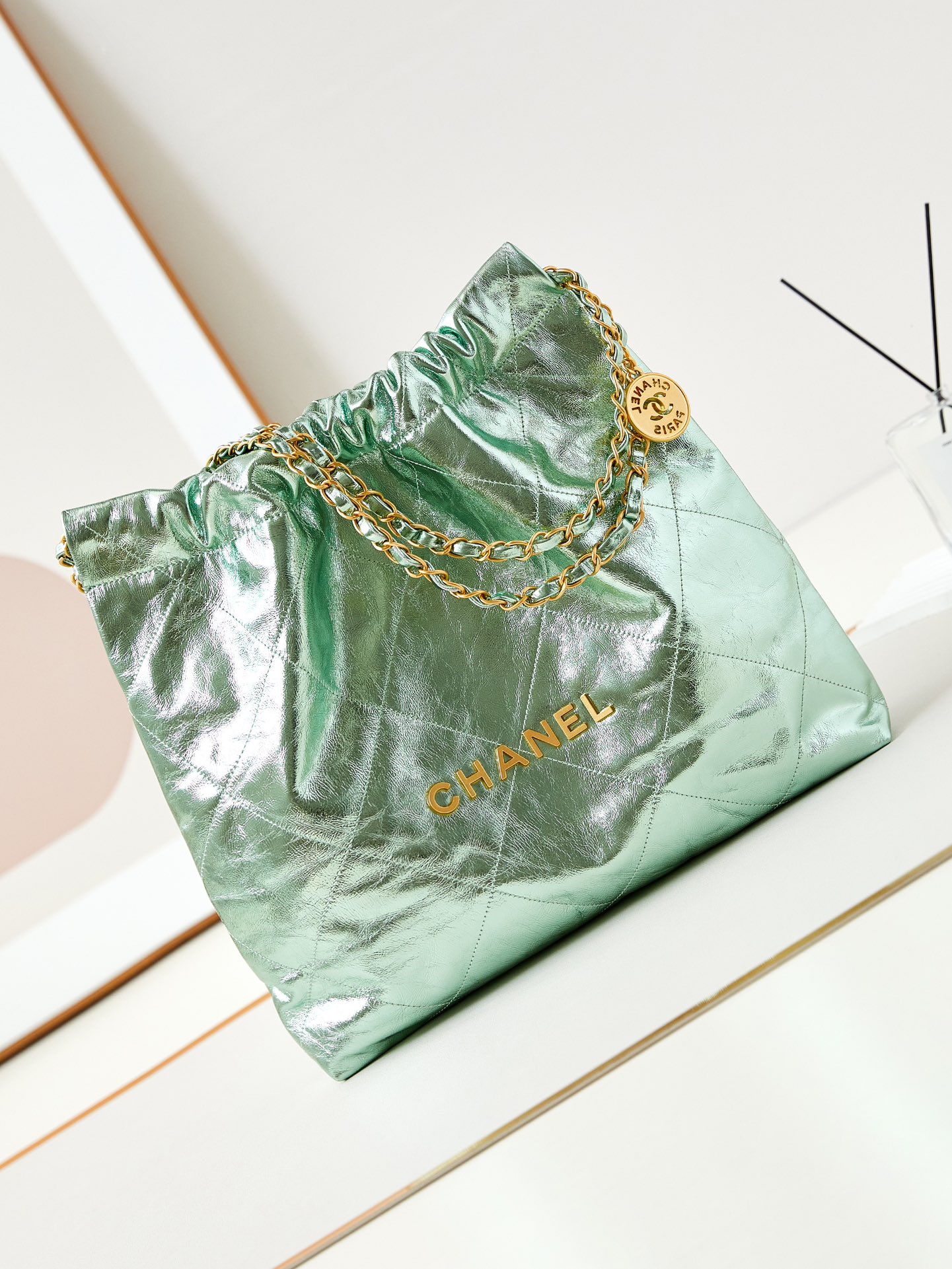 Chanel 10A Handbag Shoulder Bag Top Mirror Quality Version 22 bag AS3261