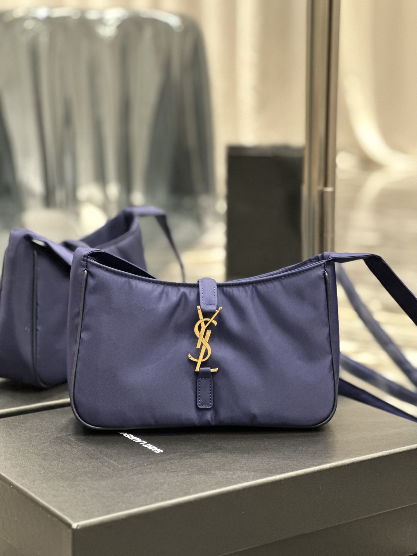 Saint Laurent 10A Handbag Shoulder Bag Top Mirror Quality Version
