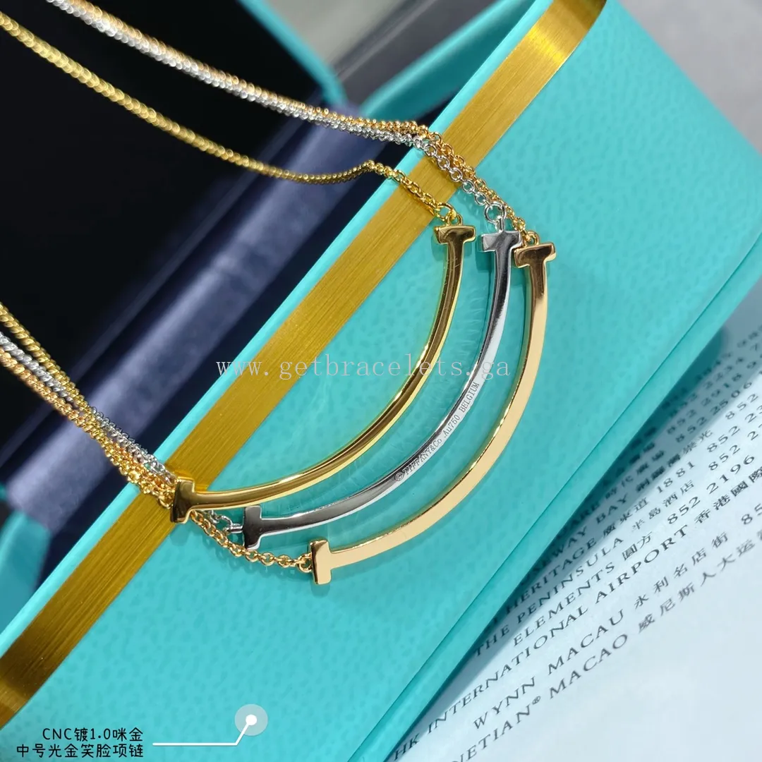 Tiffany T Medium Smile Pendant Yellow Gold/Rose Gold/White Gold