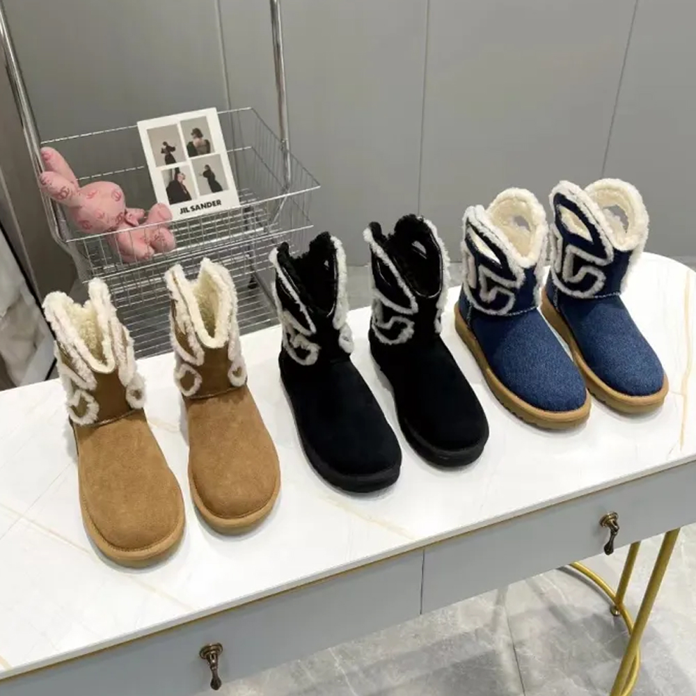 UGG shoes 037 BY082