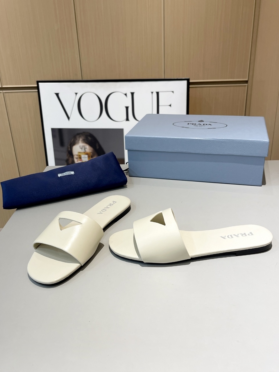 Prada Shoes Hollow out women's slippers