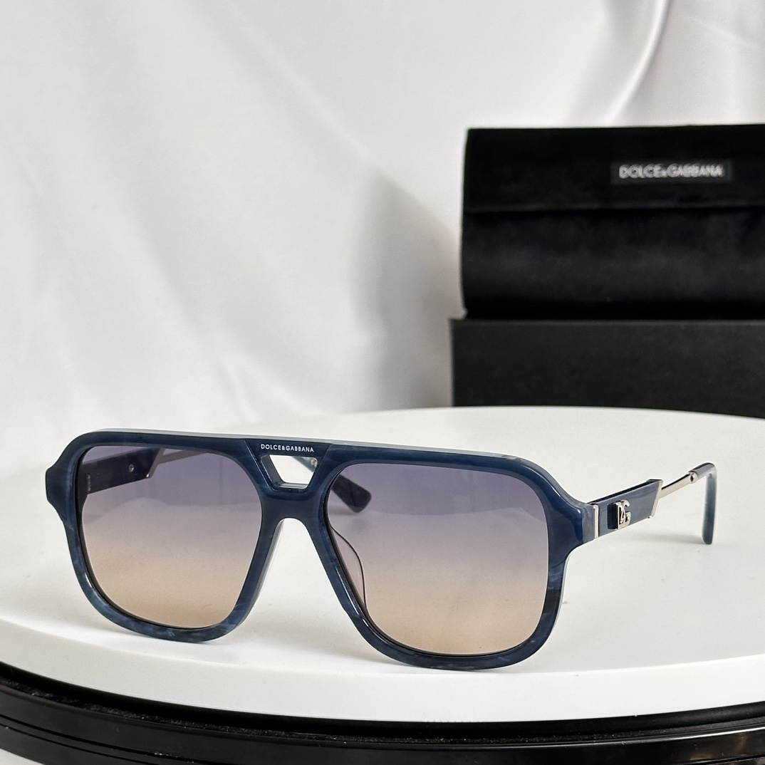Dolce & Gabbana Sunglasses DG5112 SM071