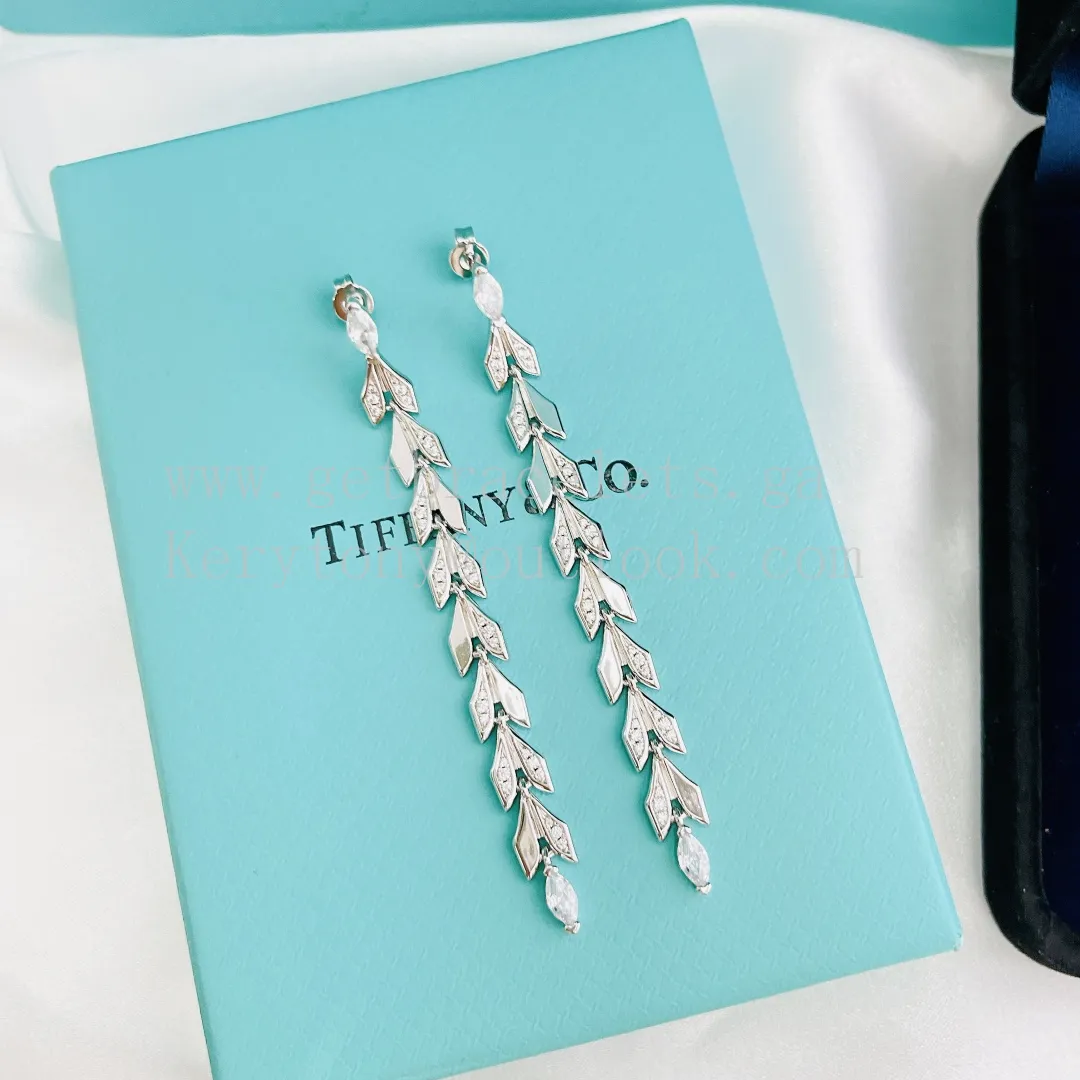 Tiffany Paper Flowers Earrings in Yellow Gold/White Gold with Diamonds