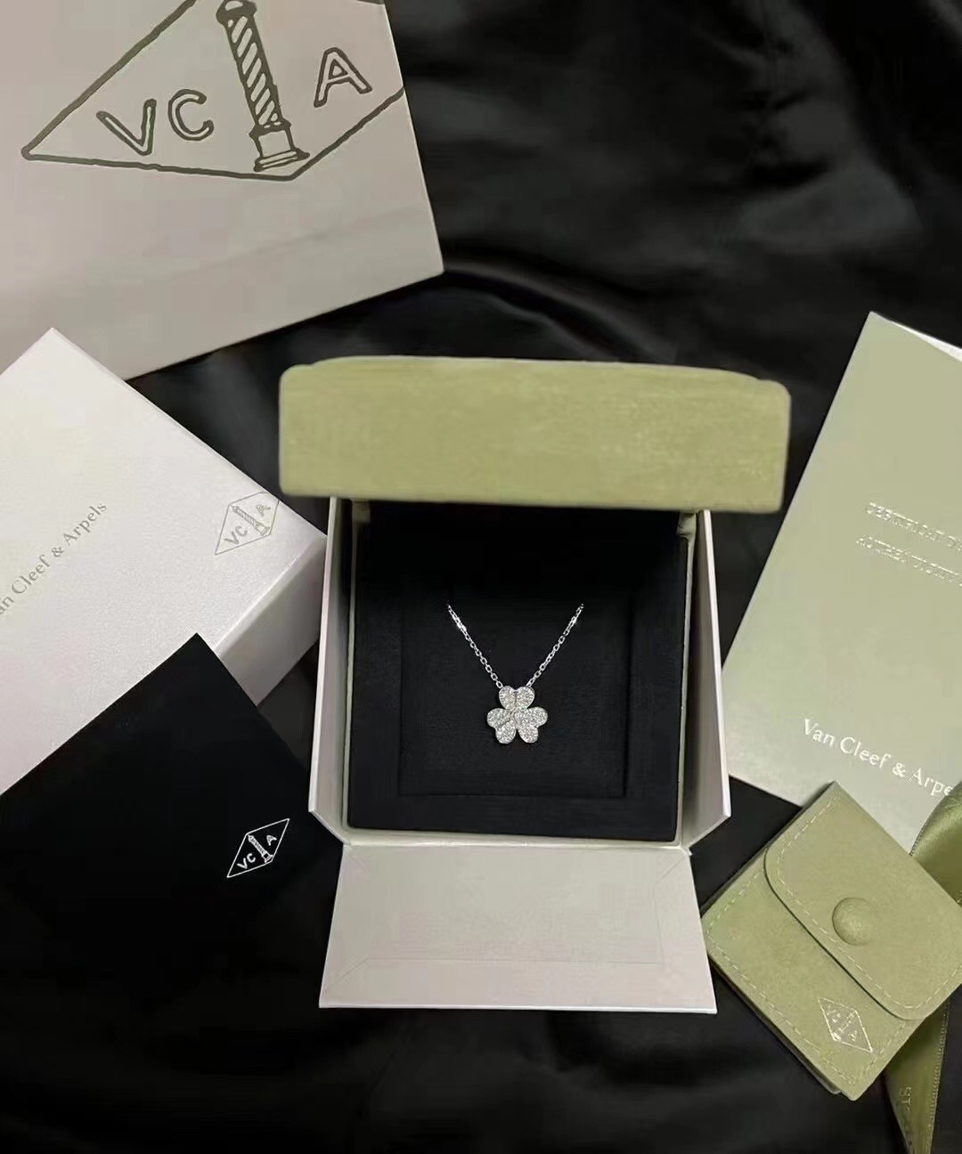 Van Cleef & Arpels Diamond Clover Necklace, Frivole pendant