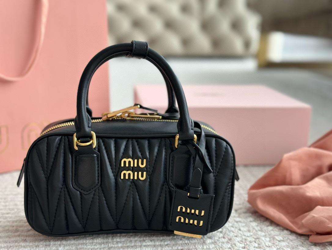 MIU MIU Bags Shoulder Bag bowling锛�7AReplica锛�