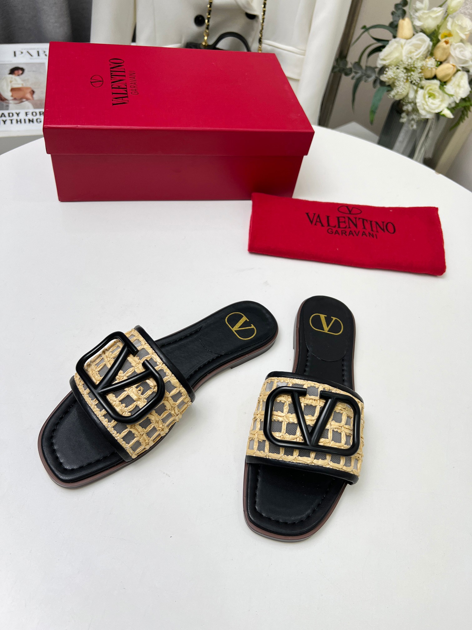 Valentino Shoes Comfortable and versatile women's slippers