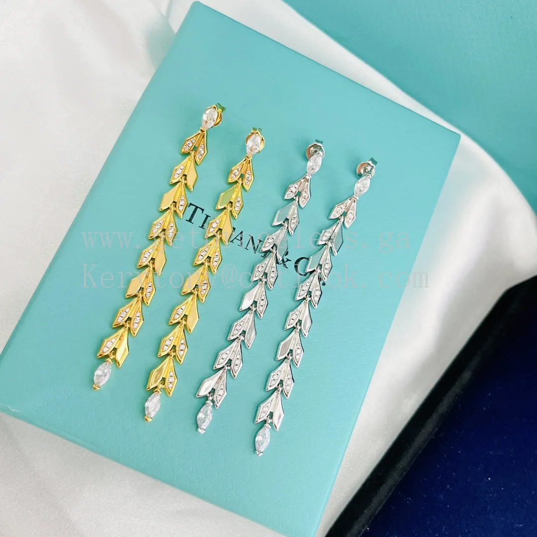 Tiffany Paper Flowers Earrings in Yellow Gold/White Gold with Diamonds
