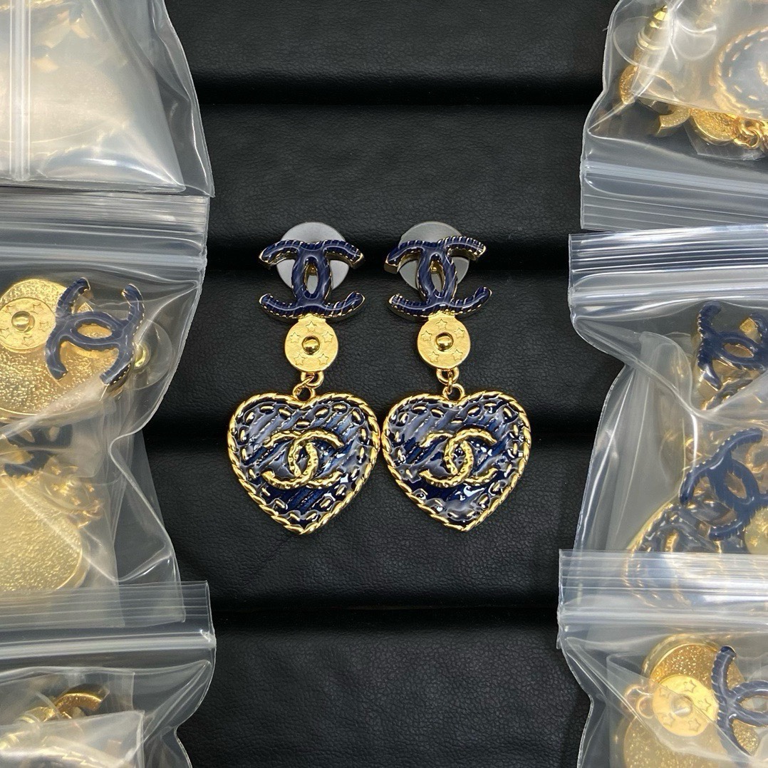 Chanel Earring 056