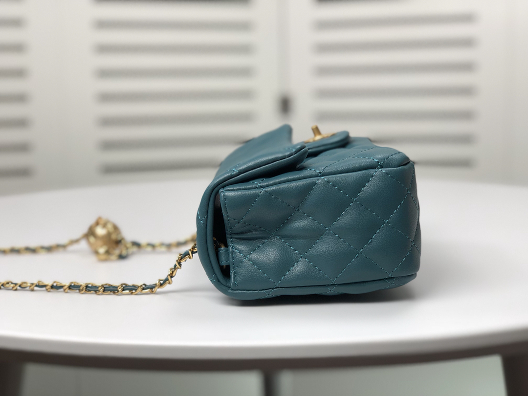 Chanel Cross Body Metal Ball Chain Shoulder Bag Handbag