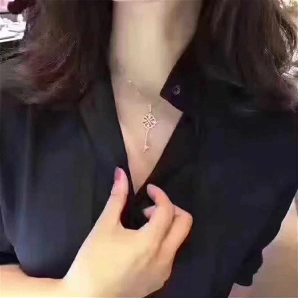 Tiffany Keys Hollow Floral Key Pendant Necklace For Women UK Sale Online