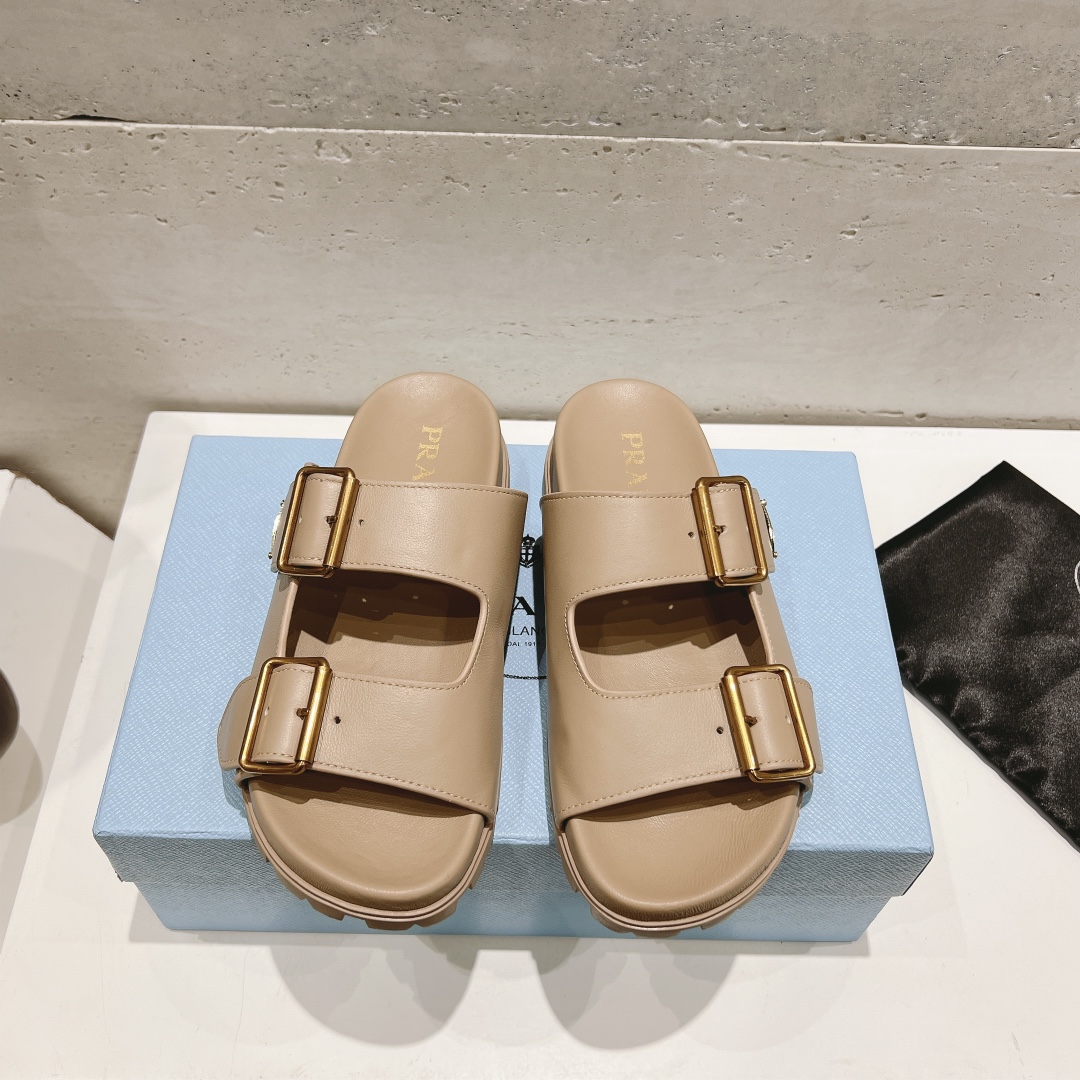 Prada shoes 075 XM092