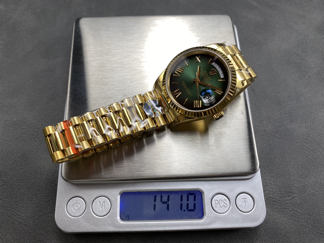 Rolex Day Date 36mm Fluted Bezel Green Ombre Dial President Bracelet m128238 0118