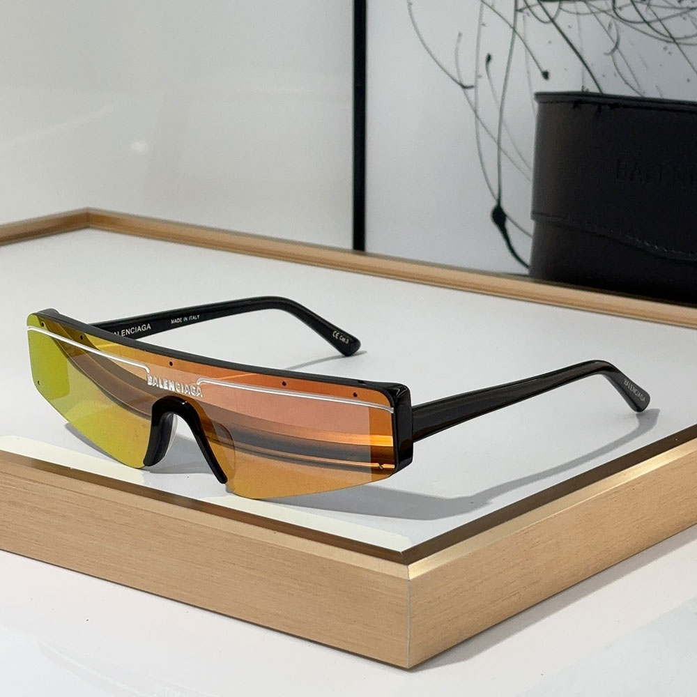 Balenciaga Mirror Logo sunglasses Top quality （Replica）