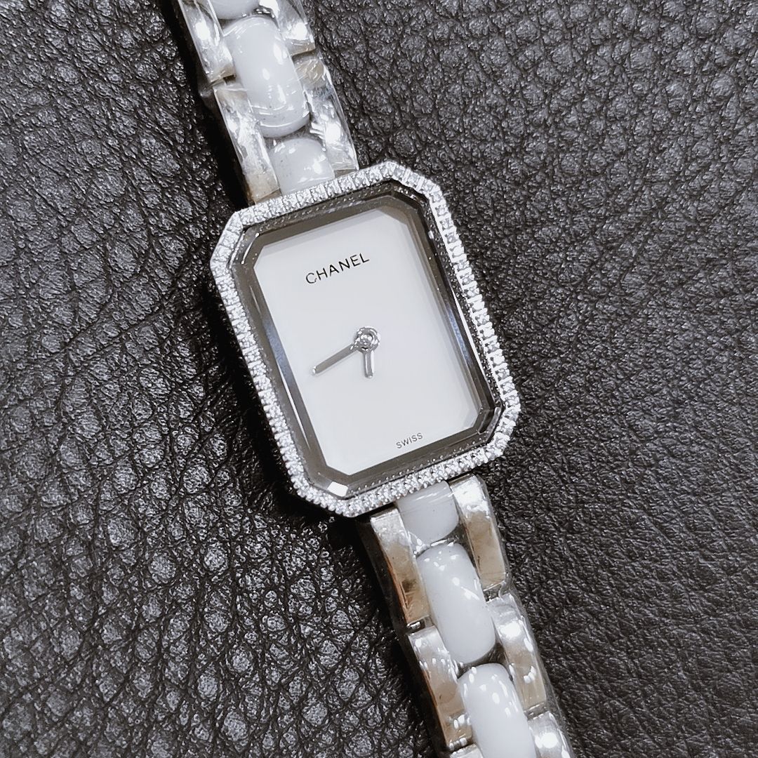 Chanel Watches 25*19mm