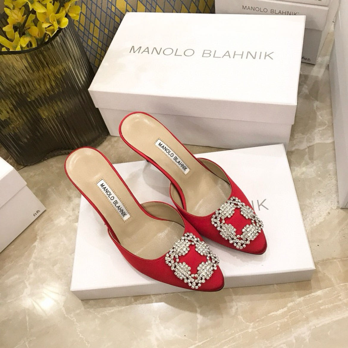 Manolo Blahnik shoes 001 HL072