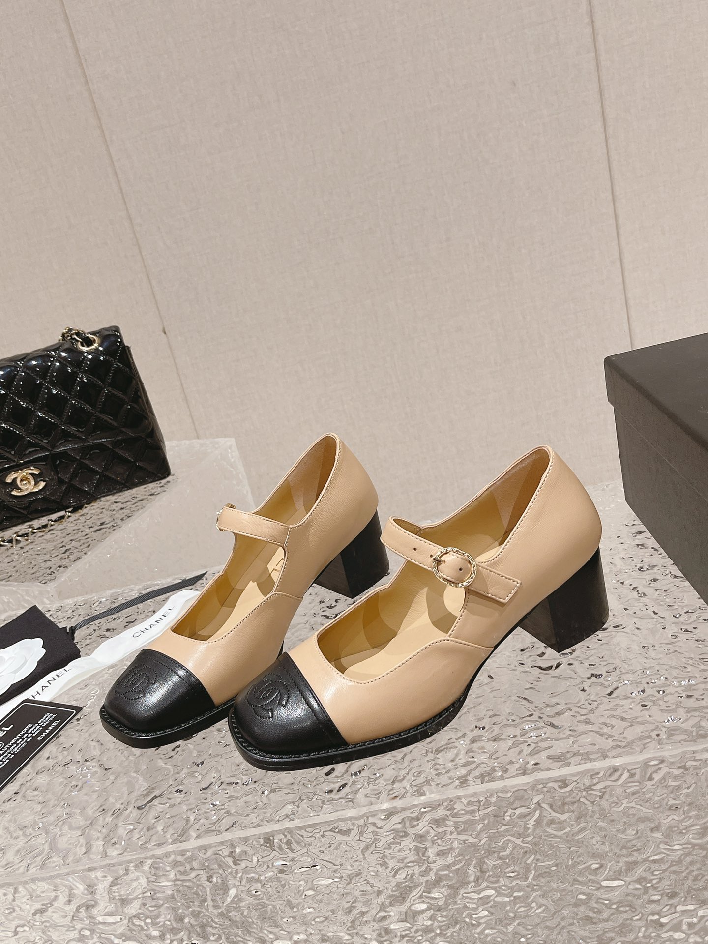 Chanel shoes 039 XM023