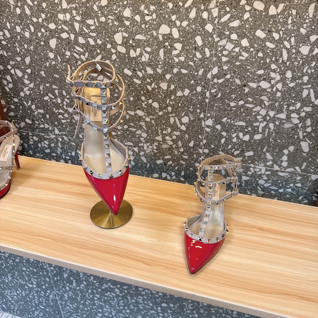 Valentino Shoes Classic rivet pointed high heels