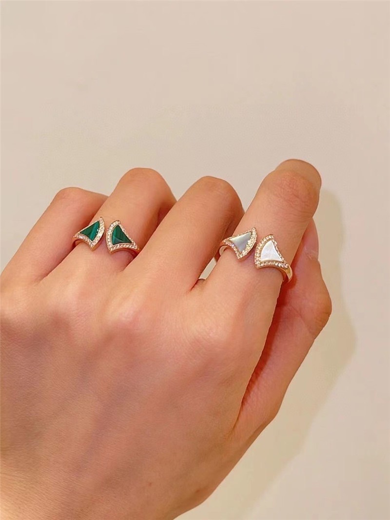 Bvlgari DIVAS��DREAM RING, Green & White