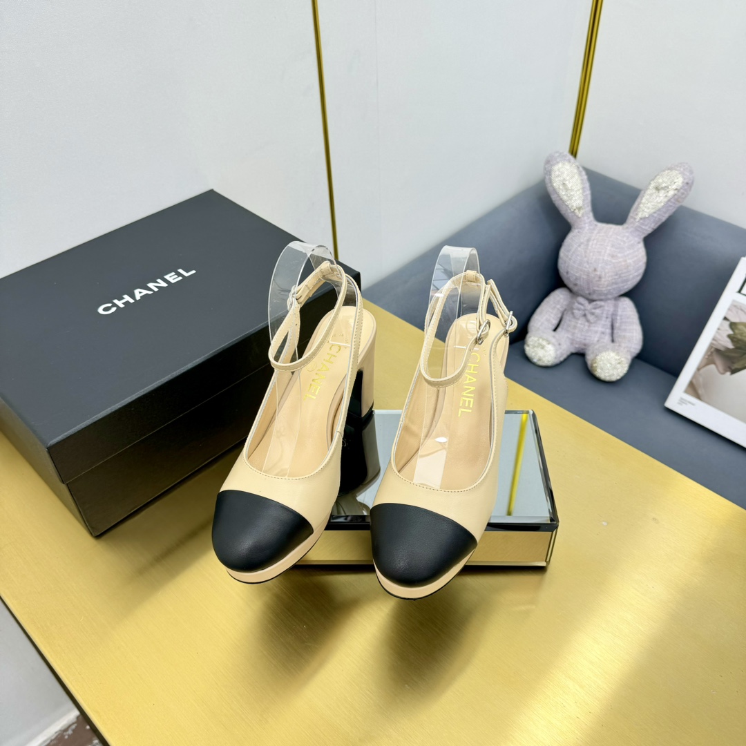Chanel Shoes Vintave vintage double C high heels