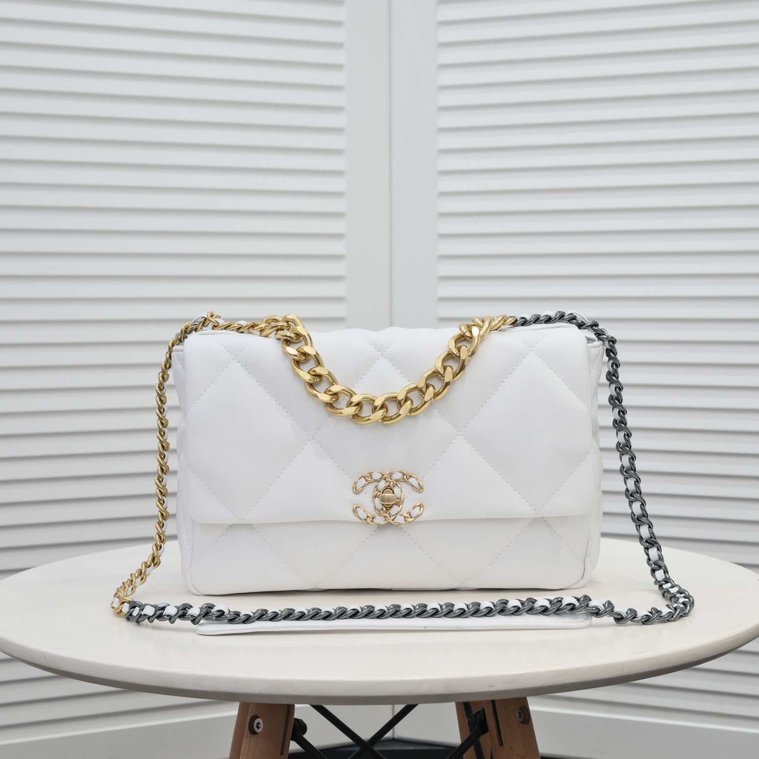 Chanel Lambskin Quilted Medium19 Flap Shoulder Bag Handbag