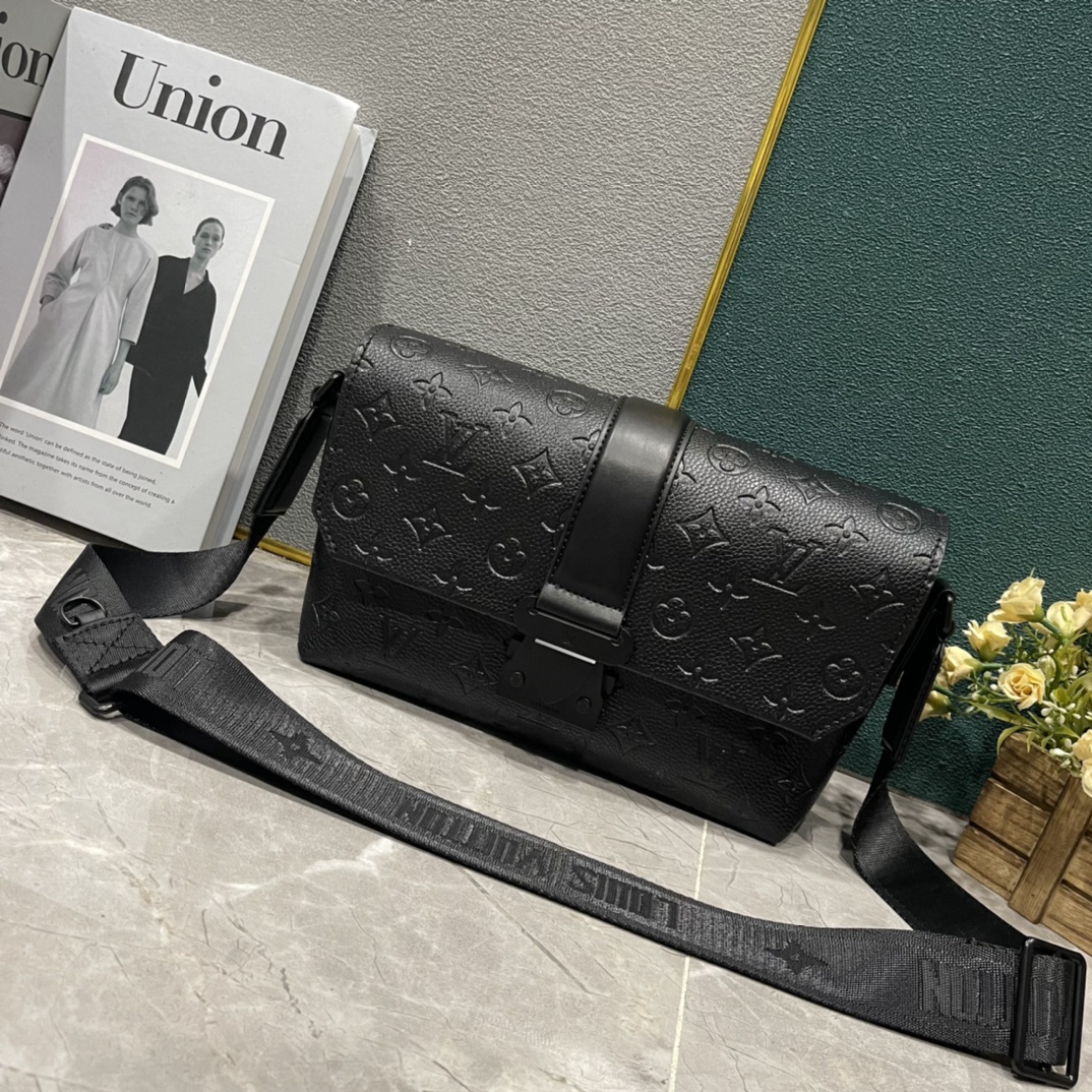 LV S-Cape Messenger Bag M23741 LM061 28cm