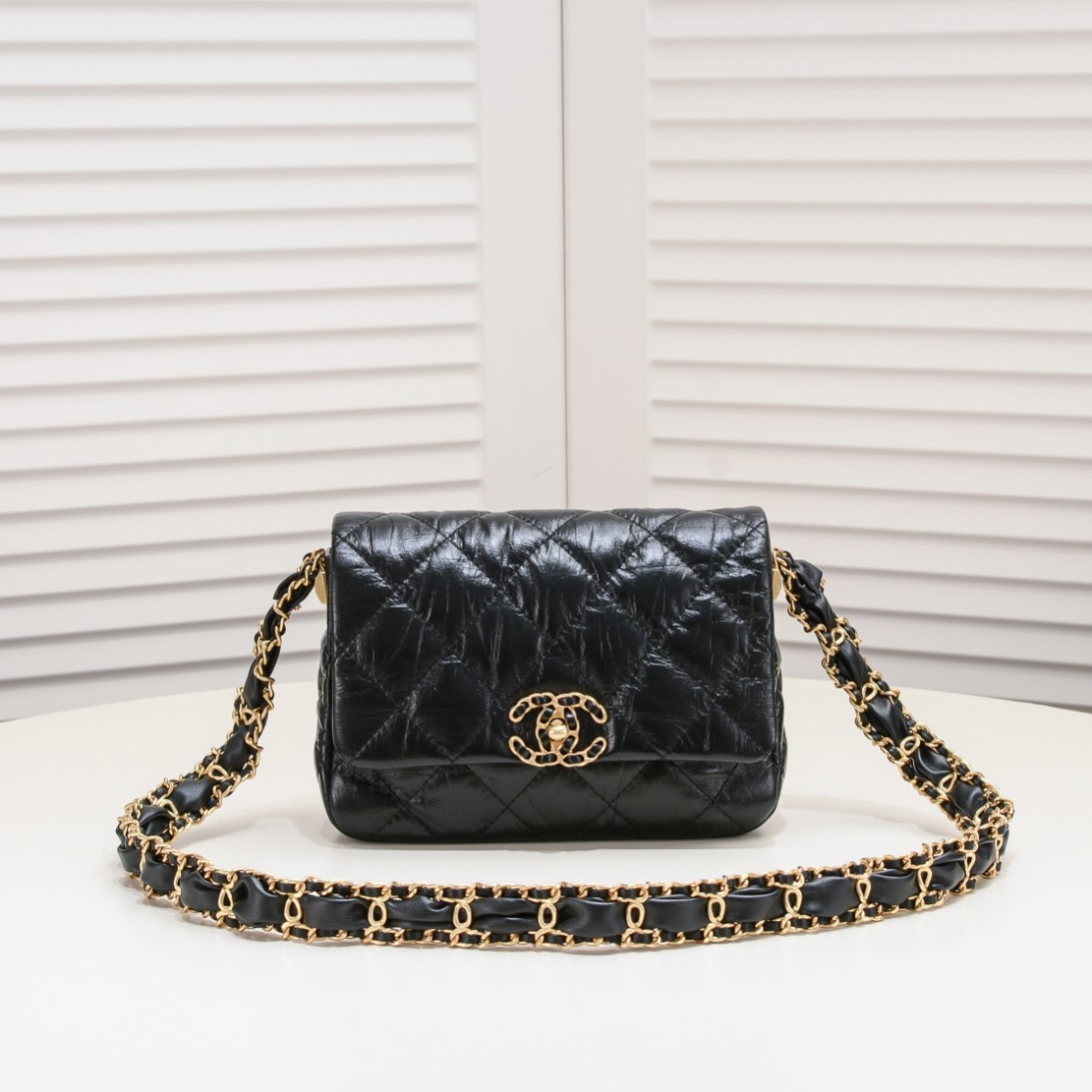 Chanel Hobo Wide Shoulder Strap Crossbody Bag Shoulder Bag（Replica）