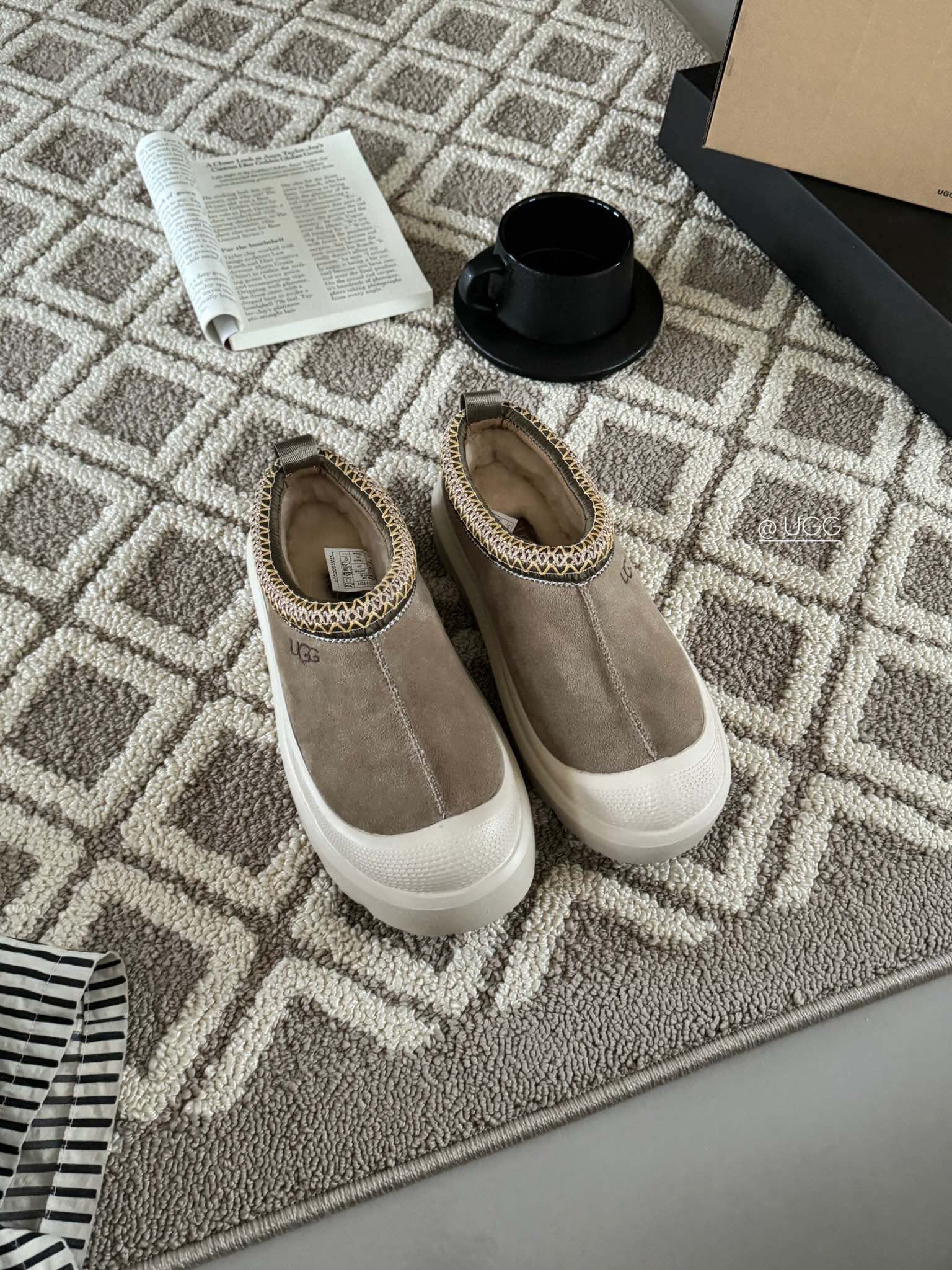 UGG shoes 004 BY081