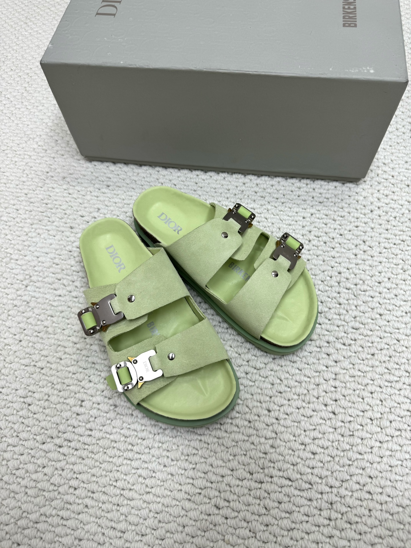 Dior Shoes Latest couple slippers