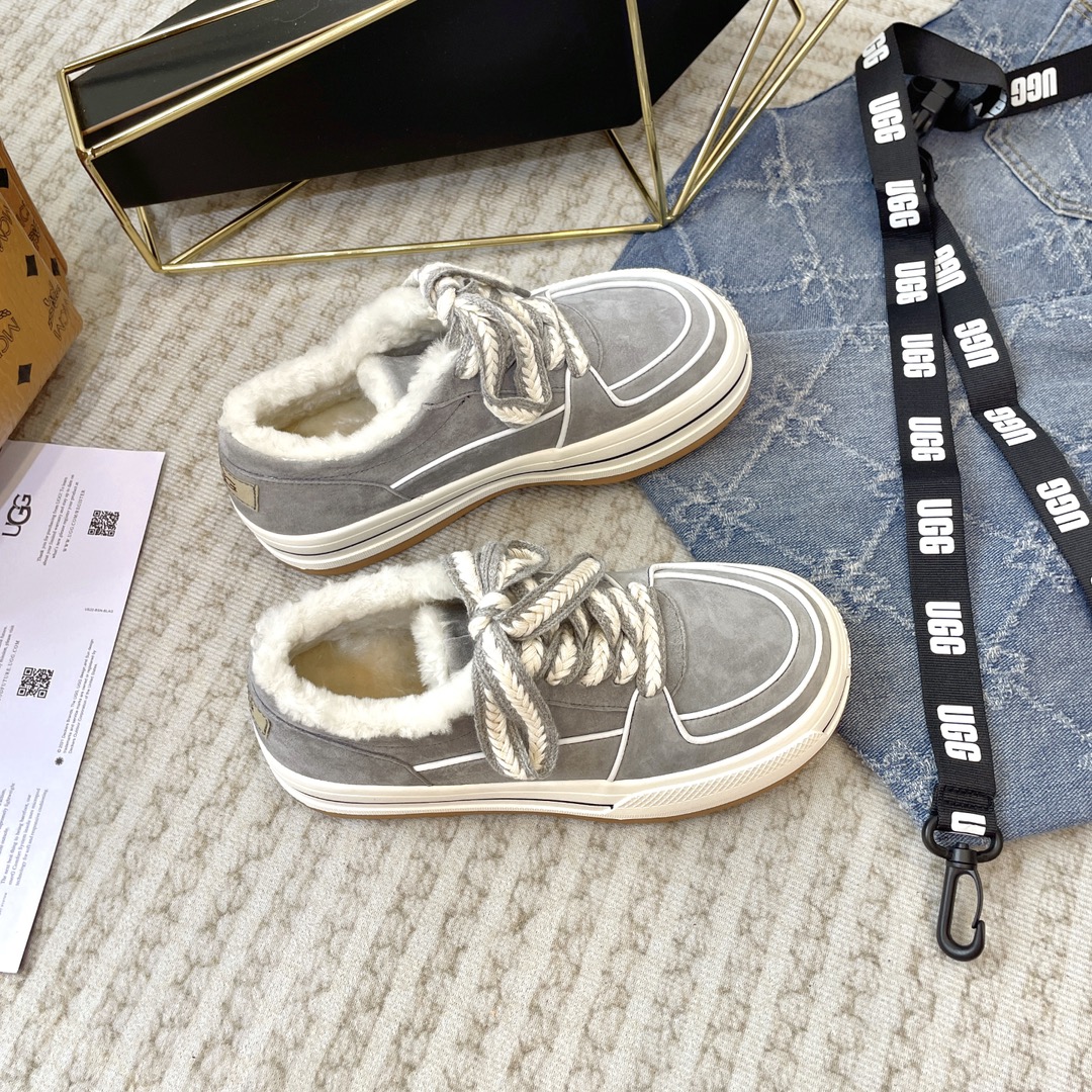 UGG shoes 018 BY032