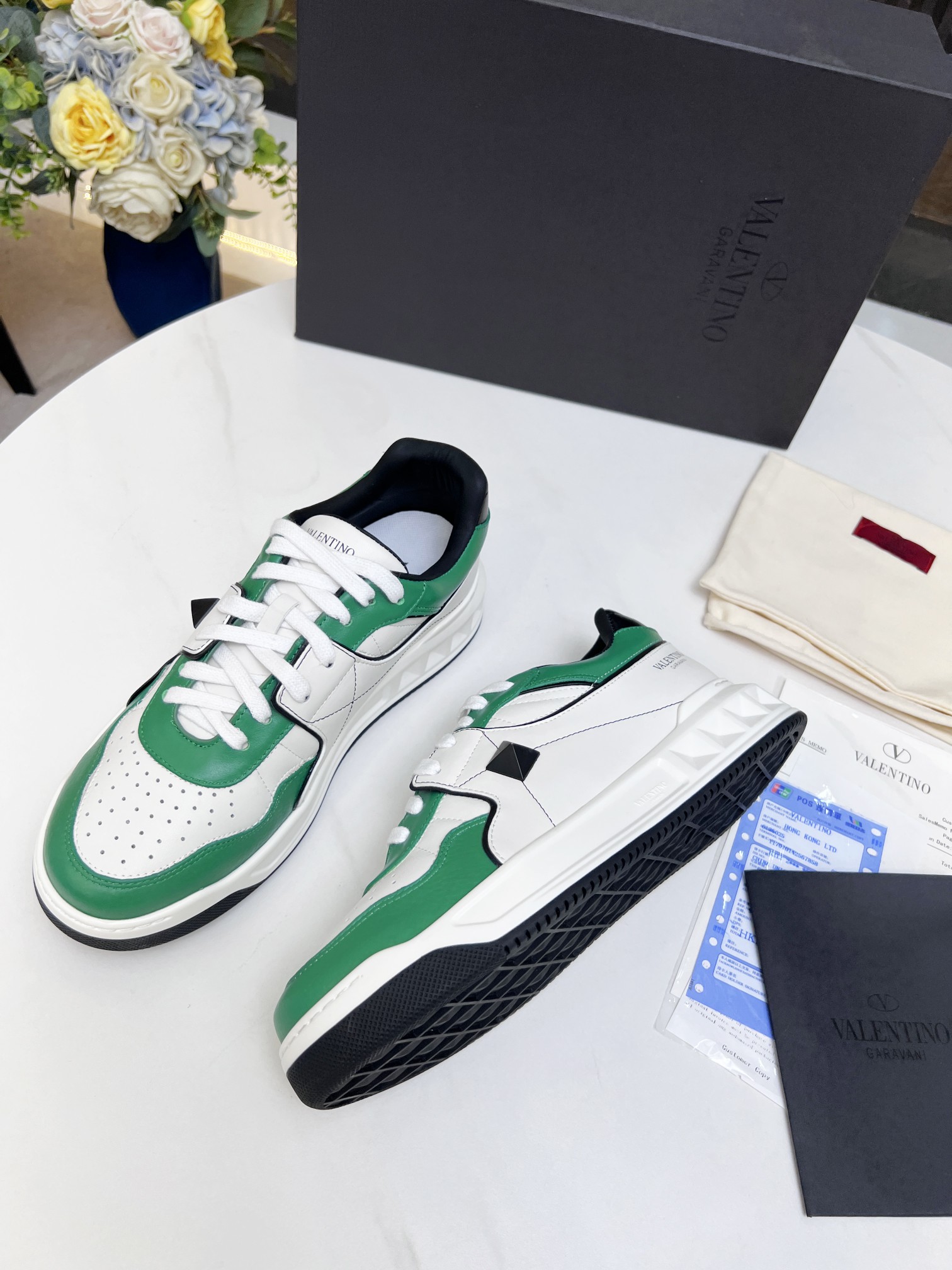 Valentino shoes (35-45) V003