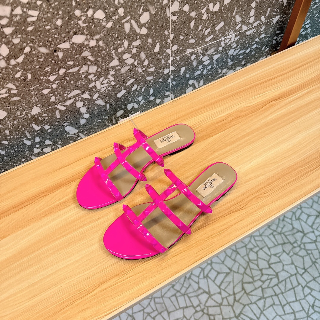 Valentino Shoes Ladies' Favorite Willow nail flat Slippers