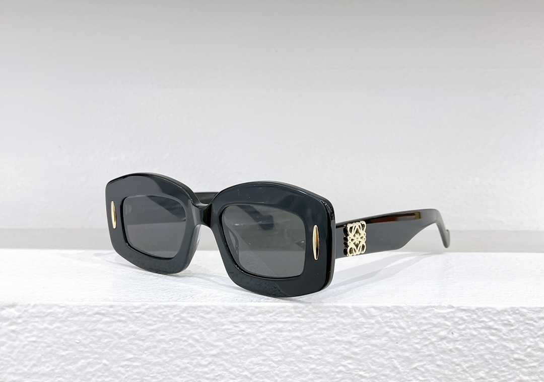 Loewe Sunglasses