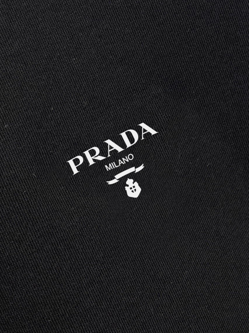 Prada T-Shirts 015