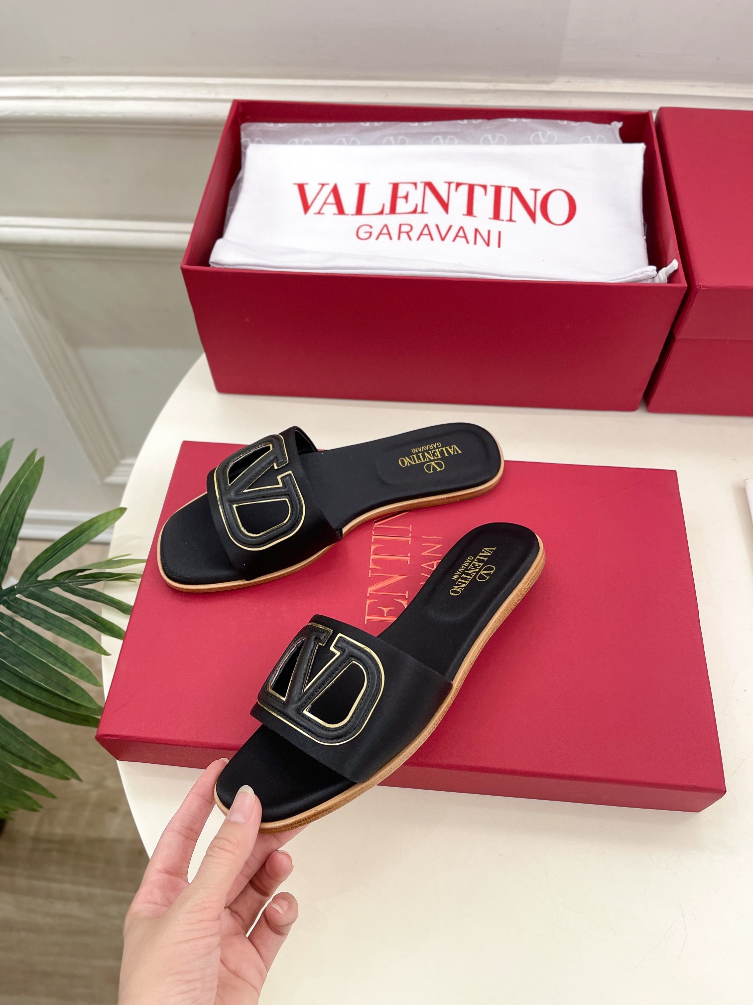 Valentino Shoes Slipper Valentino Garavani Roman Stud Women's Slippers