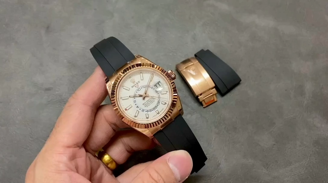 Rolex Sky Dweller m336235 0003 42MM