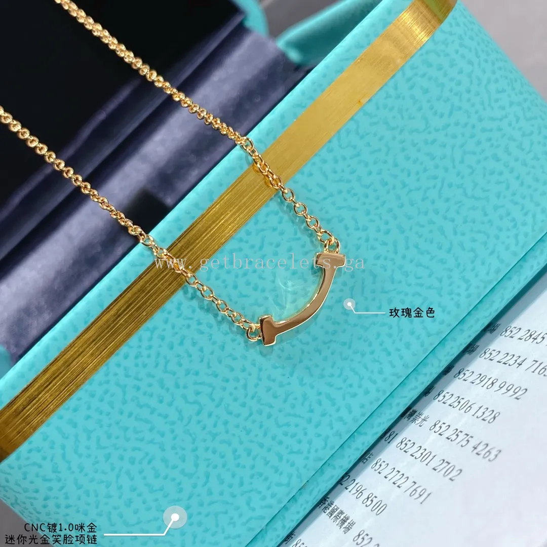 Tiffany T Small Smile Pendant Yellow Gold/Rose Gold/White Gold