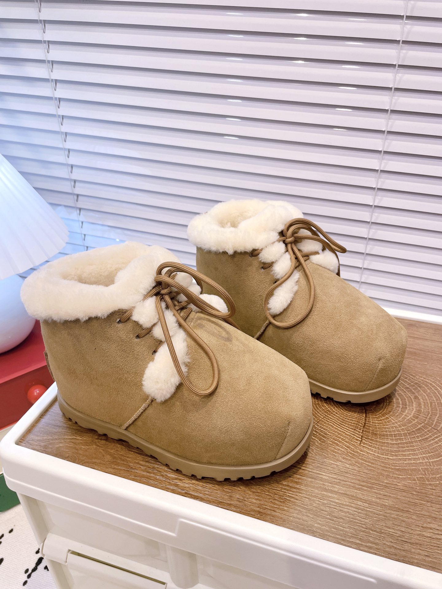 UGG shoes 032 BY032