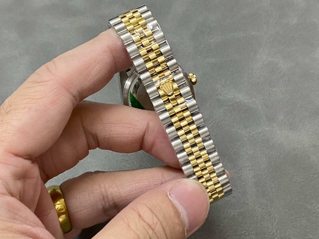 Rolex Datejust 31 Stainless Steel and Yellow Gold Silver Pave Roman Dial m278273 0004 Women's Watch